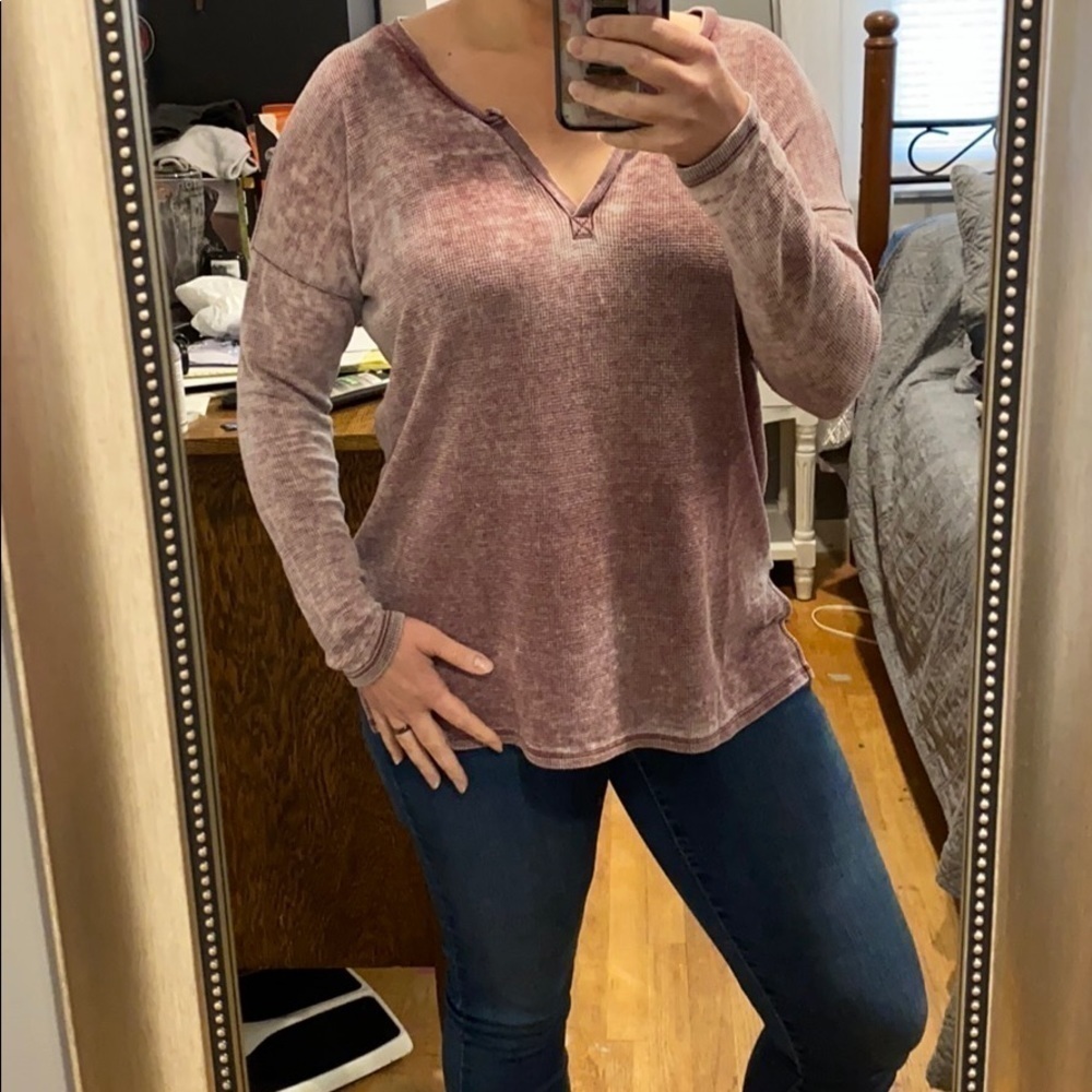 AEO Oversized Distressed Waffle Knit Henley